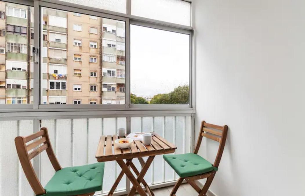 Beautiful One Bedroom Apartment near Benfica Lisboa Extérieur photo